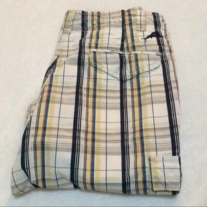 Tommy Bahama Cargo Shorts•Sz 34